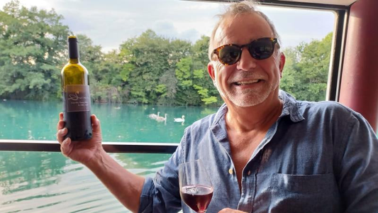 Swan Wine: The Swiss Wine Brand That’s Taking the World by Storm – Find Out Why!