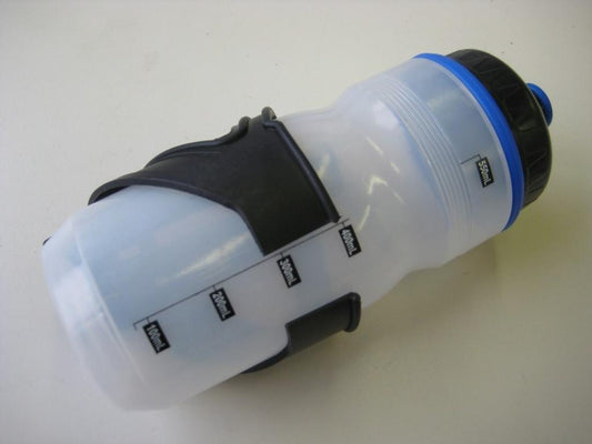 1 Trinkflasche 550 ml, mit Halter (WB)