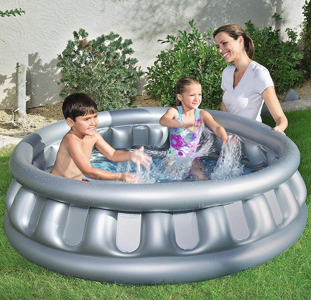 Pool "Raumschiff"