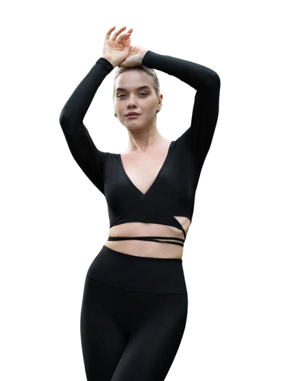 065 - Langärmliges Oberteil in Schwarz - Vielseitig & Stilvoll ✨🖤