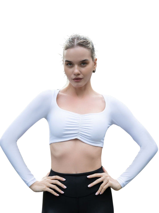 081 Chemise à manches longues froissée en blanc