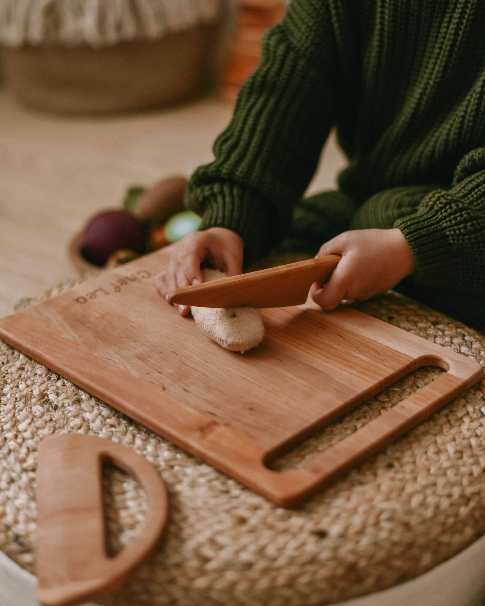 wooden play cutting set 