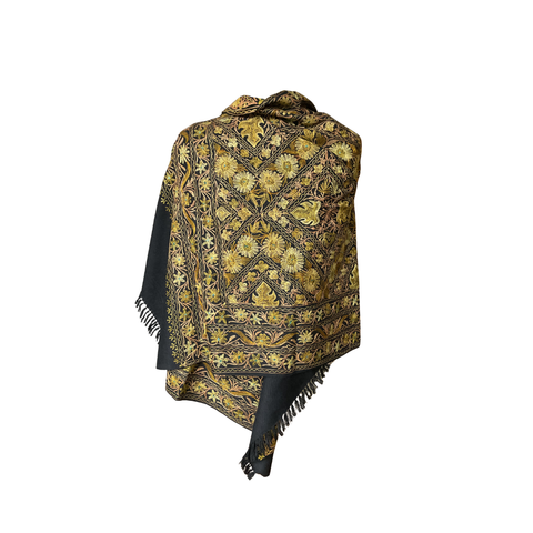AISHITERU - Noirelia Embroidered Wool Shawl - Regal gold embroidery ✨🧣