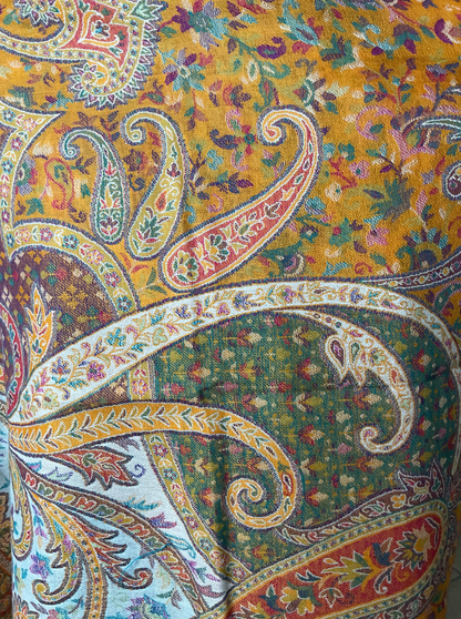 AISHITERU - Solara Embroidered Wool Shawl - Radiant warmth & artistry ✨🧣