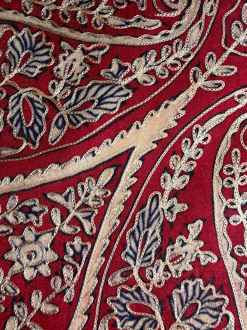 AISHITERU - Vespera Cashmere Shawl – Crimson Heritage - Timeless Luxury in Red ✨🧣