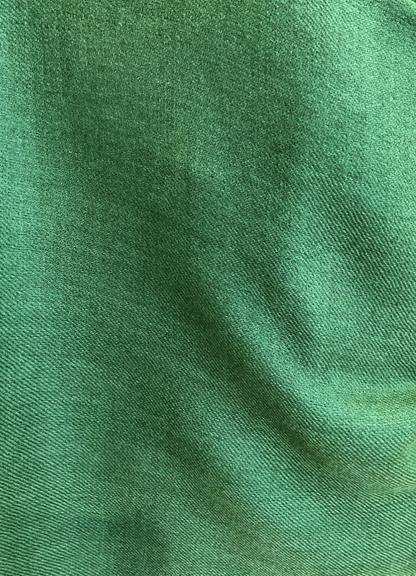 AISHITERU - Esmeralda Cashmere Shawl - Emerald Luxury for Everyday Elegance ✨💚