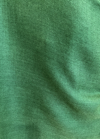 AISHITERU - Esmeralda Cashmere Shawl - Emerald Luxury for Everyday Elegance ✨💚