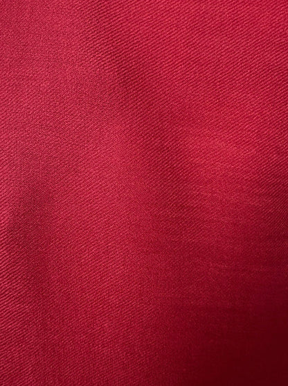 AISHITERU - Beria Cashmere Shawl - Crimson Grace: Luxurious Wrap ✨🧣
