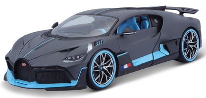 Bugatti Divo 1/18 grau