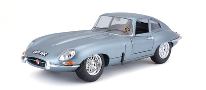 Jaguar E Coupe 1961 1/18 blau