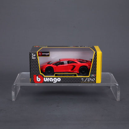 Lamborghini Aventador LP 750-4 SV 1/24 rot