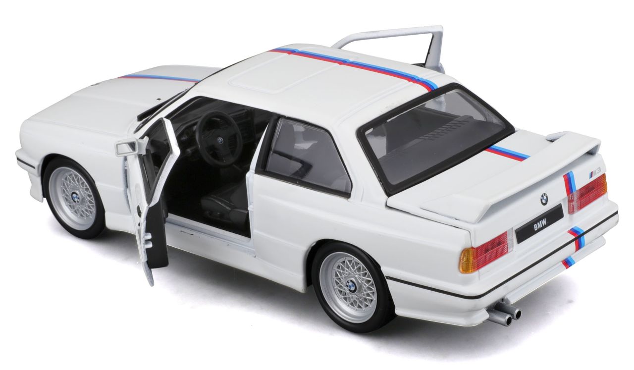 BMW M3 (E30) 1988 1/24 weiss