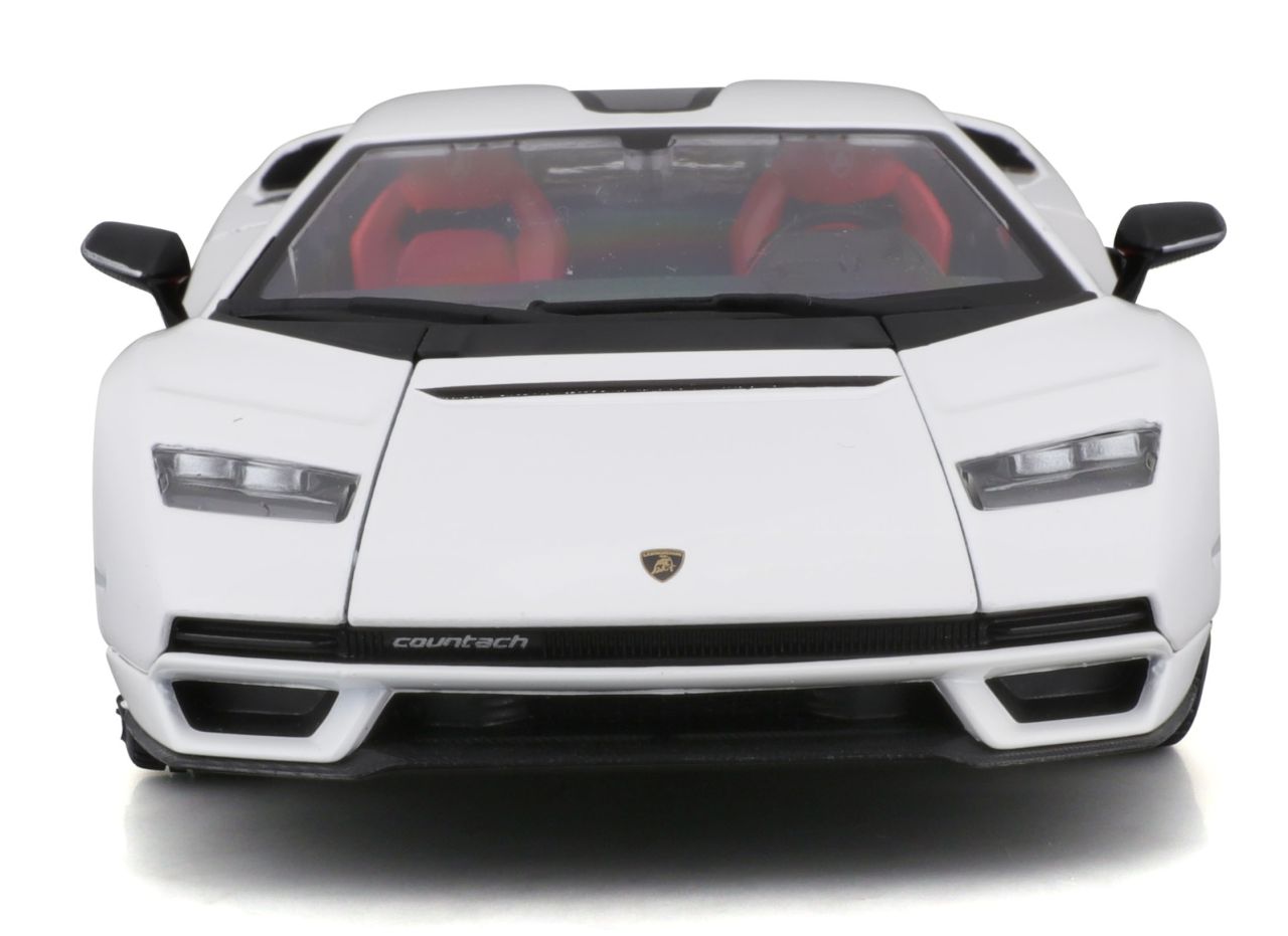 Lamborghini Countach LPI 800-4 1/24 weiss