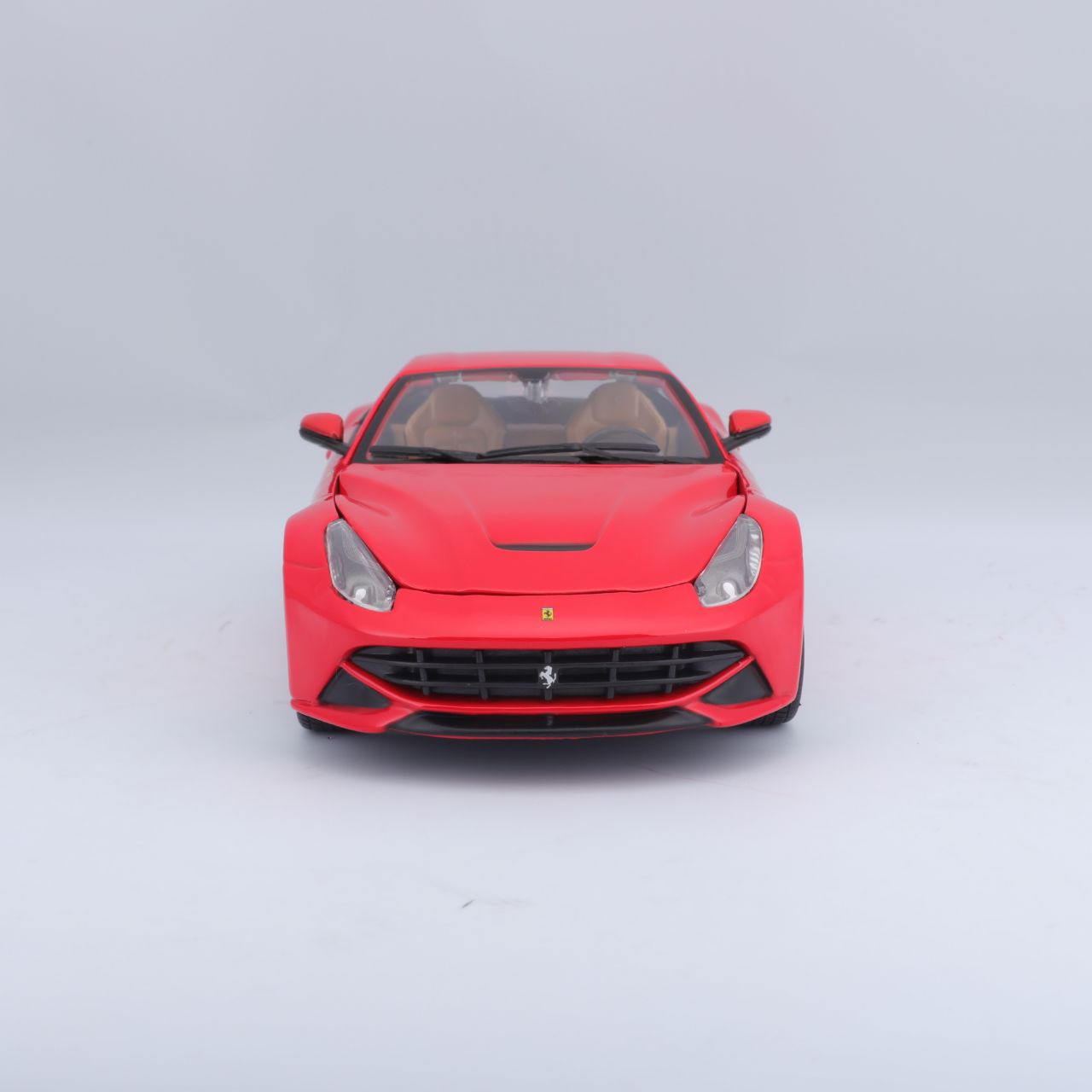 Ferrari R&P F12 Berlinetta 1/24 rot