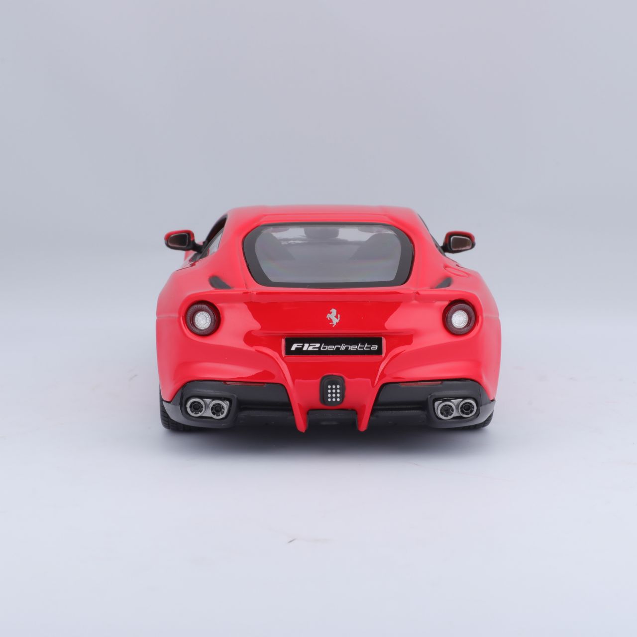 Ferrari R&P F12 Berlinetta 1/24 rot