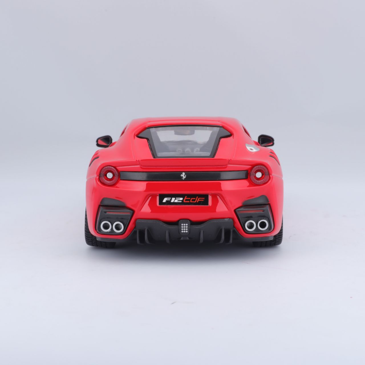 Ferrari R&P F12tdf 1/24 rot