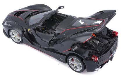 Ferrari R&P Aperta 1/24 schwarz