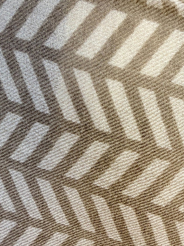 AISHITERU - Kaelith Printed Cashmere Shawl - Subtle luxury, soft warmth ✨🧵