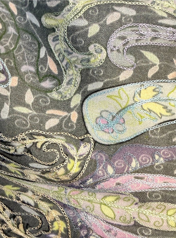 AISHITERU - Ilyen Embroidered Cashmere Shawl - Timeless Luxury & Soft Warmth ✨🧣