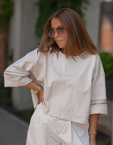 Ваш стиль від P - Коротка блузка з бавовни з рукавами 3/4 - Легка елегантність для будь-якої нагоди 🌼✨