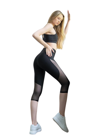 939 - Capri Leggings - Sleek Performance Wear 🖤