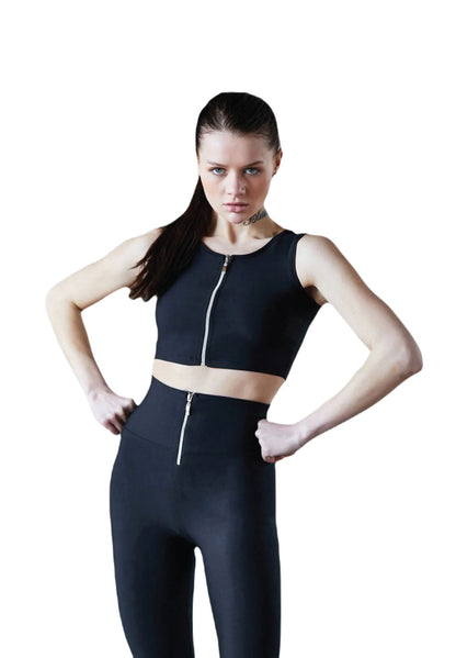 SportPlus - Black Sport Bra with Zipper - Ultimate Comfort & Style 🖤✨