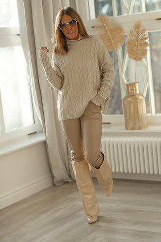 Ваш стиль від P - Пуловер з напіввисоким коміром у в'язці - Затишна елегантність для будь-якої нагоди! 🧶✨