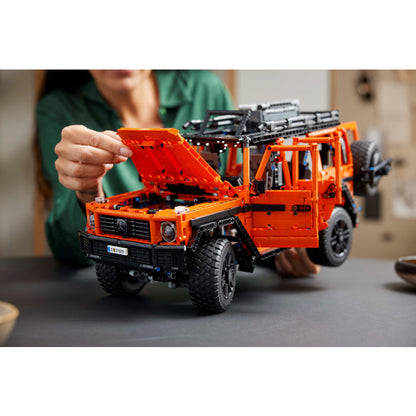 LEGO® - Technic Mercedes-Benz G 500 Professional - Ultimate Build and Play Set! 🚙🔧