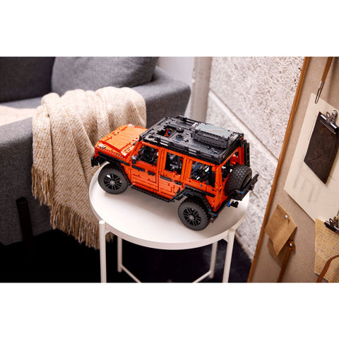 LEGO® - Technic Mercedes-Benz G 500 Professional - Ultimate Build and Play Set! 🚙🔧