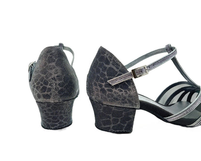Grace Bliss Tanzschuhe in Silber & Schwarz Satin