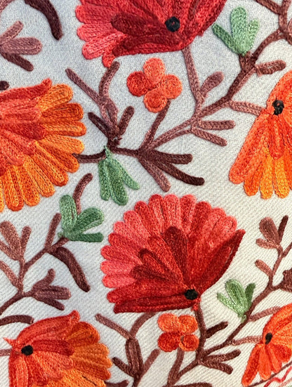 AISHITERU - Elaris Embroidered Wool Shawl - Cozy Autumn Elegance 🍂✨