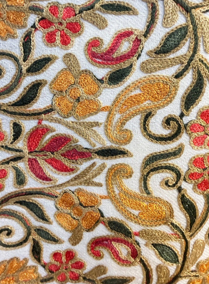 AISHITERU - Orivelle Embroidered Wool Shawl - Timeless Warmth & Artisan Luxury ✨🧣