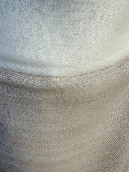 AISHITERU - Calyren Cashmere & Silk Shawl - Timeless softness & refined elegance ✨💫