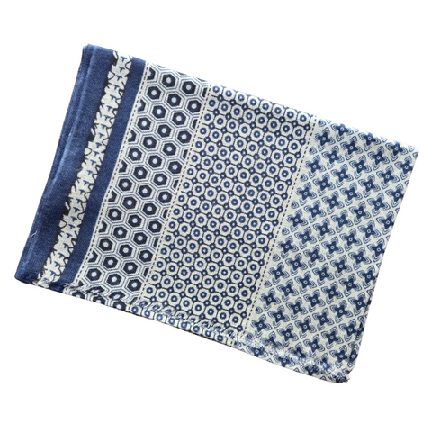 AISHITERU - Heritage Hexagon Printed Cashmere Scarf - Timeless Luxury & Modern Geo ✨🧣