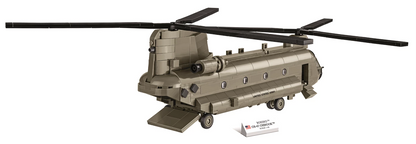 Boeing CH-47 Chinook / 815 pcs.