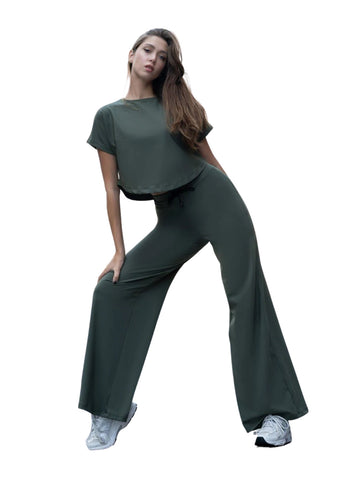 098 Yoga T-Shirt in Khaki