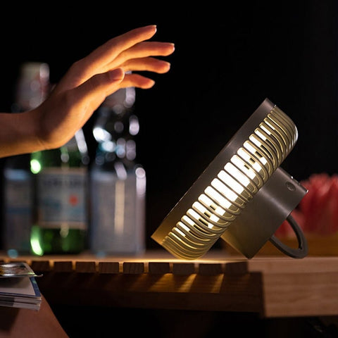 Outdoor-Ventilator mit LED-Lampe – 4000mAh, Bis 7,3h & Ausziehbar