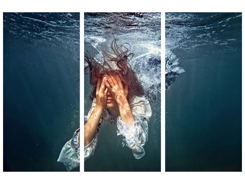 Leinwandbild 3-teilig Do Not Cry, Alice