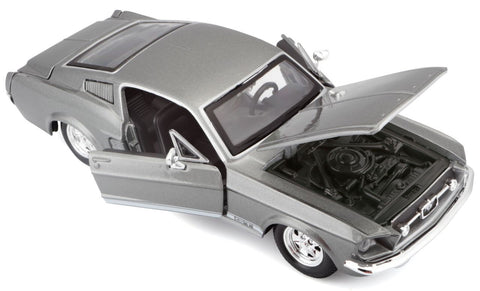 Ford Mustang GT 1967 grau 1/24