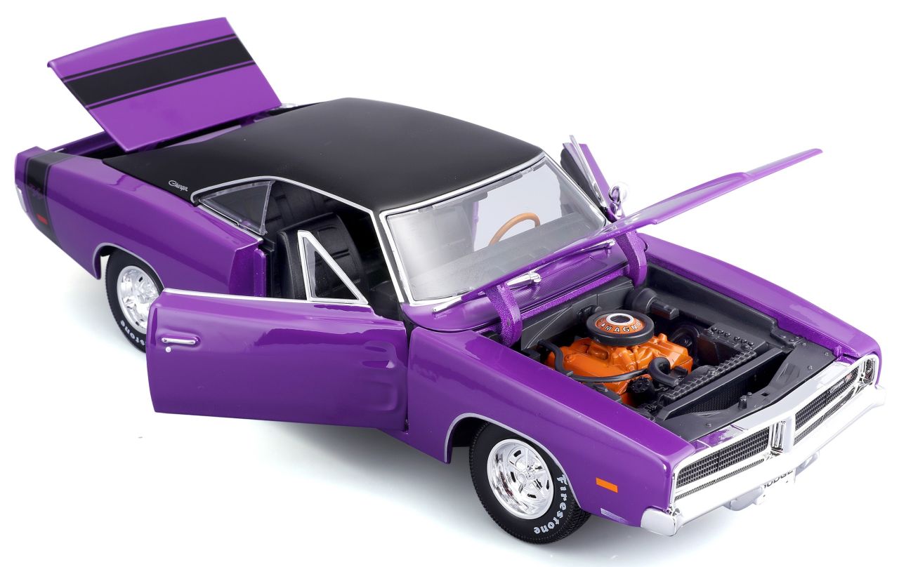 Dodge Charger R/T 1969 1/18 violett