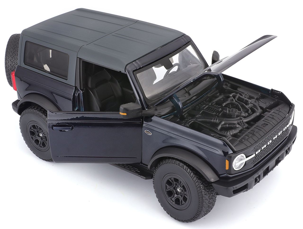 Ford Bronco Wildtrak 2021 1/18 blau