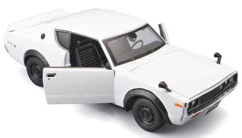 Nissan Skyline 2000 GT-R 1973 (KPGC110) 1/24 weiss