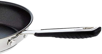 Amazon Basics Edelstahl-Bratpfanne mit Antihaftbeschichtung - Induktionsgeeignet, mit bequemem Griff - 20 cm