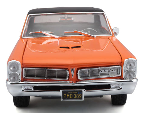 Pontiac GTO Hurst Edition 1965 orange 1/18