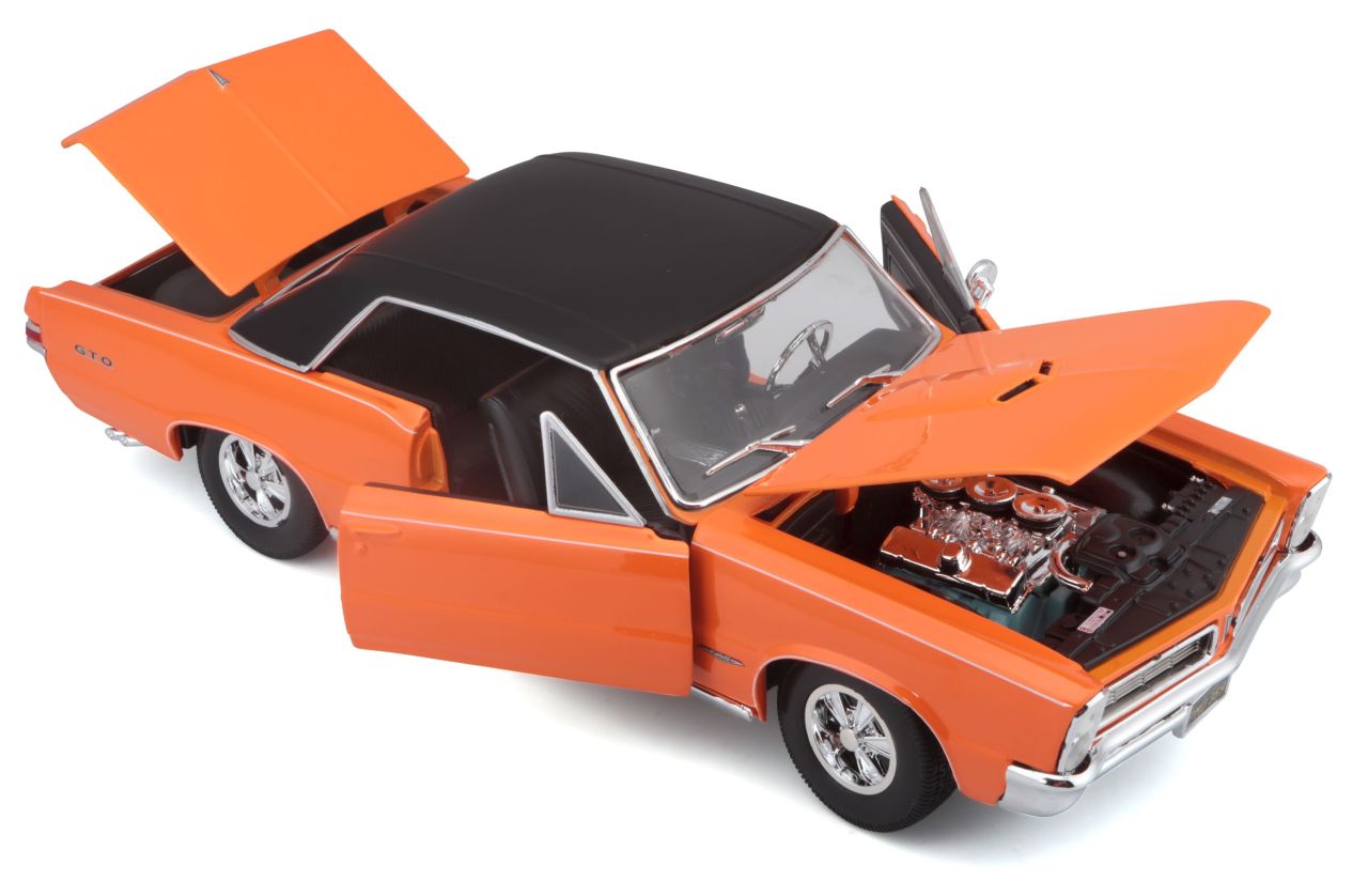 Pontiac GTO Hurst Edition 1965 orange 1/18