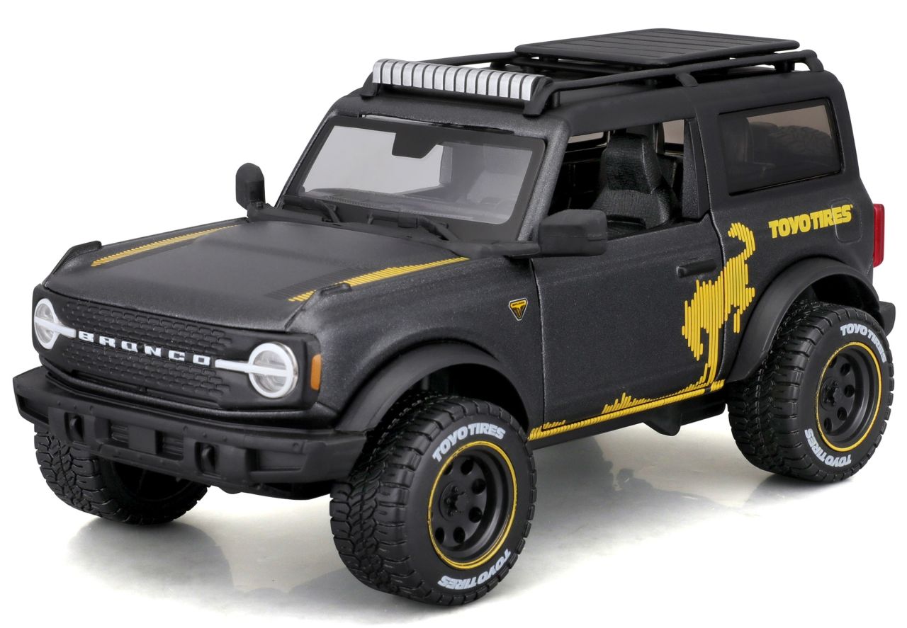 Ford Bronco Badlands 2021 1/24 grau