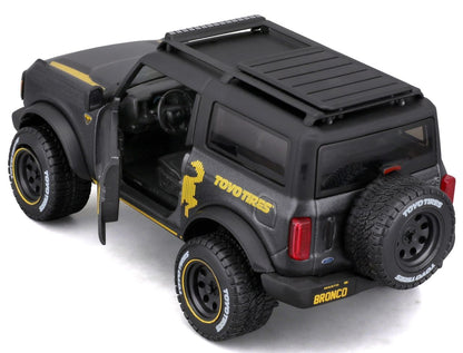 Ford Bronco Badlands 2021 1/24 grau