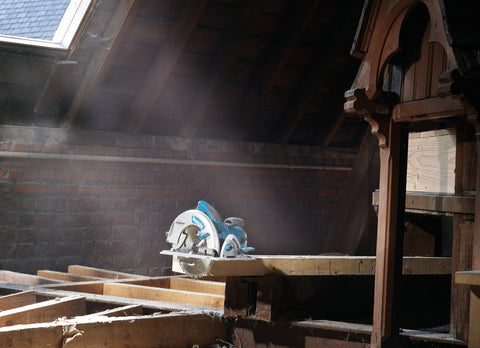 
          Elektrische Handkreissäge
          5008MGJ
        