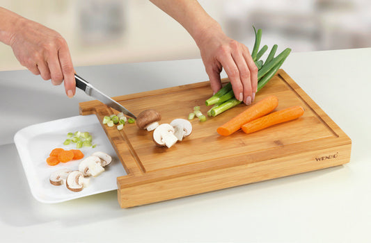 Schneidebrett Bruno mit Saftrille Bambus/weiss