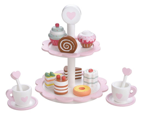 Etagere mit Patisserie